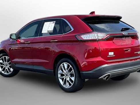Used 2018 Ford Edge Titanium w/ Equipment Group 301A FWD image 10