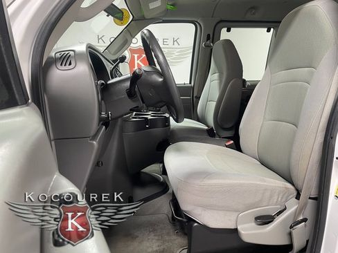 Used 2008 Ford E-350 and Econoline 350 XL image 11