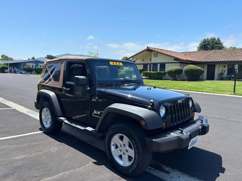 Used 2008 Jeep Wrangler X AWD/4WD image 10