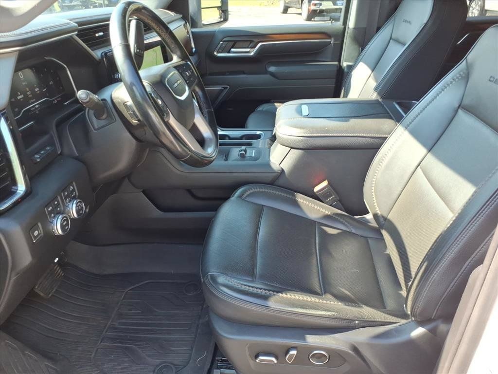 Used 2024 GMC Sierra 3500 Denali w/ Denali Reserve Package AWD/4WD image 11