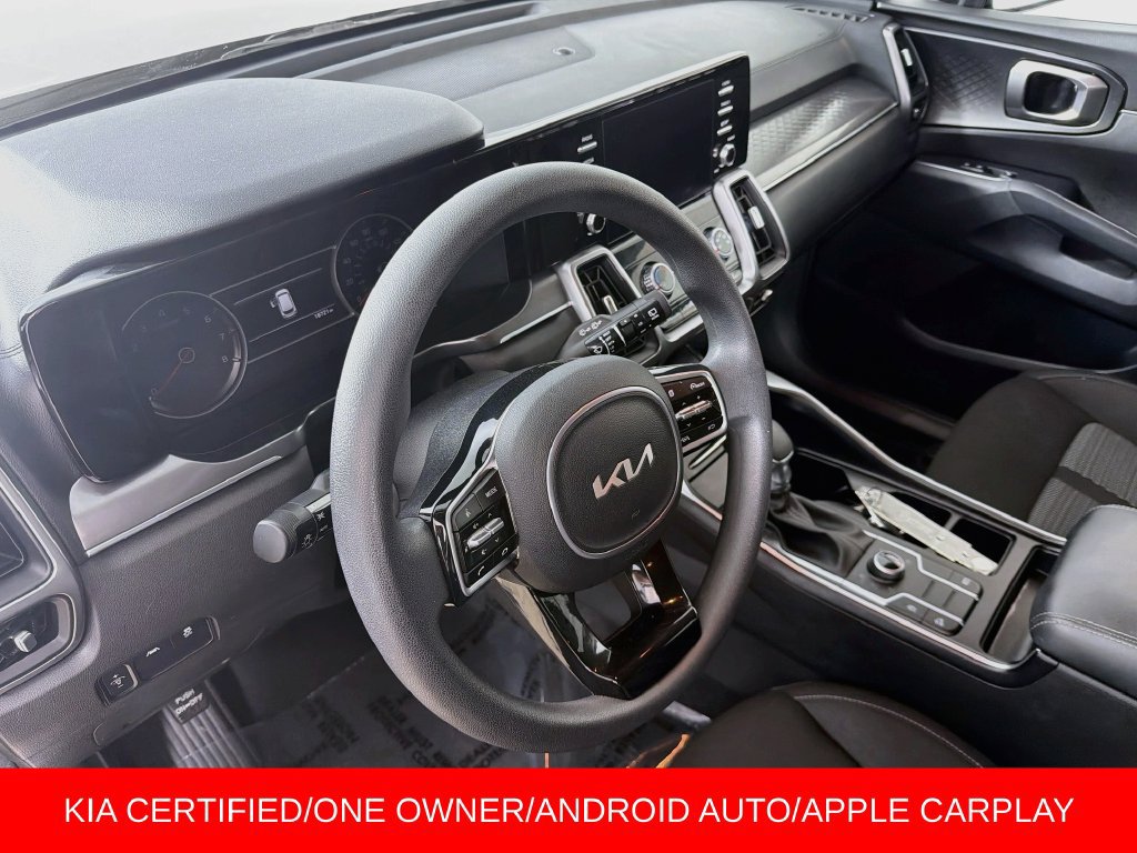 Certified 2023 Kia Sorento LX AWD/4WD image 9