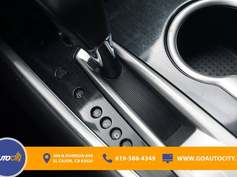 Used 2020 Nissan Pathfinder SV image 24