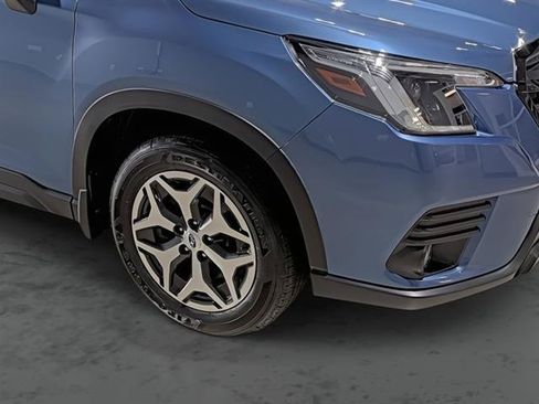 Used 2023 Subaru Forester Premium AWD/4WD image 15