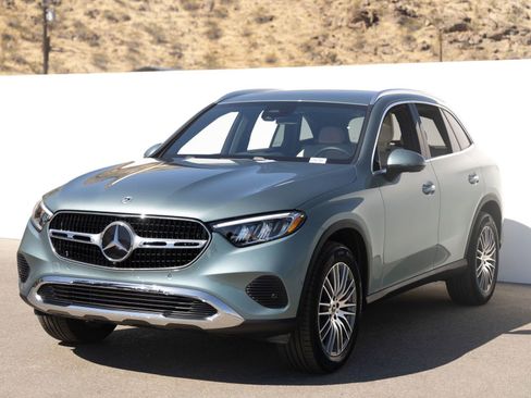 Used 2026 Mercedes-Benz GLC 300 image 5