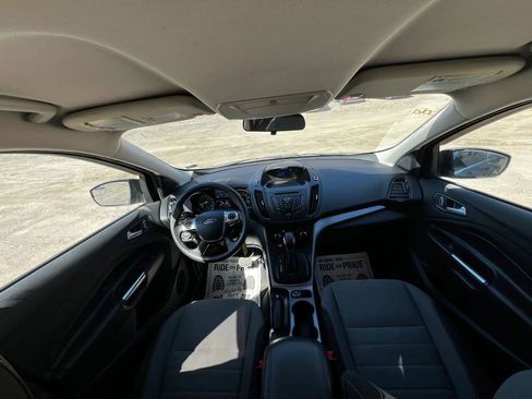 Used 2015 Ford Escape SE image 13