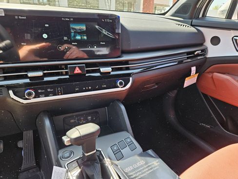 New 2026 Kia Sportage SX image 13