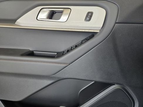 New 2026 Ford Explorer Active image 17