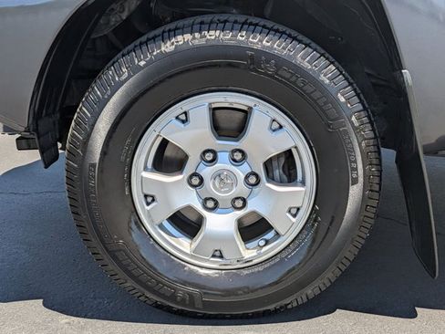 Used 2013 Toyota Tacoma PreRunner w/ TRD Off-Road Pkg RWD image 20