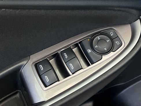 Used 2023 Chevrolet Malibu LT FWD image 14