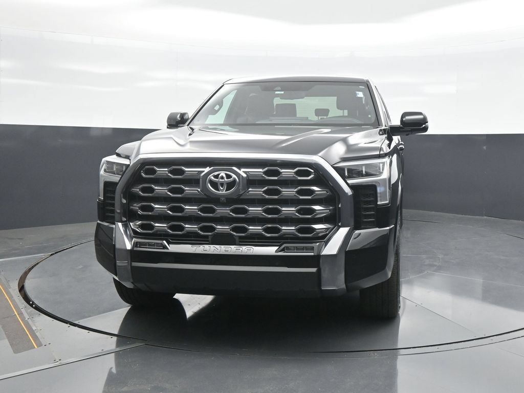 Used 2024 Toyota Tundra Platinum AWD/4WD image 2