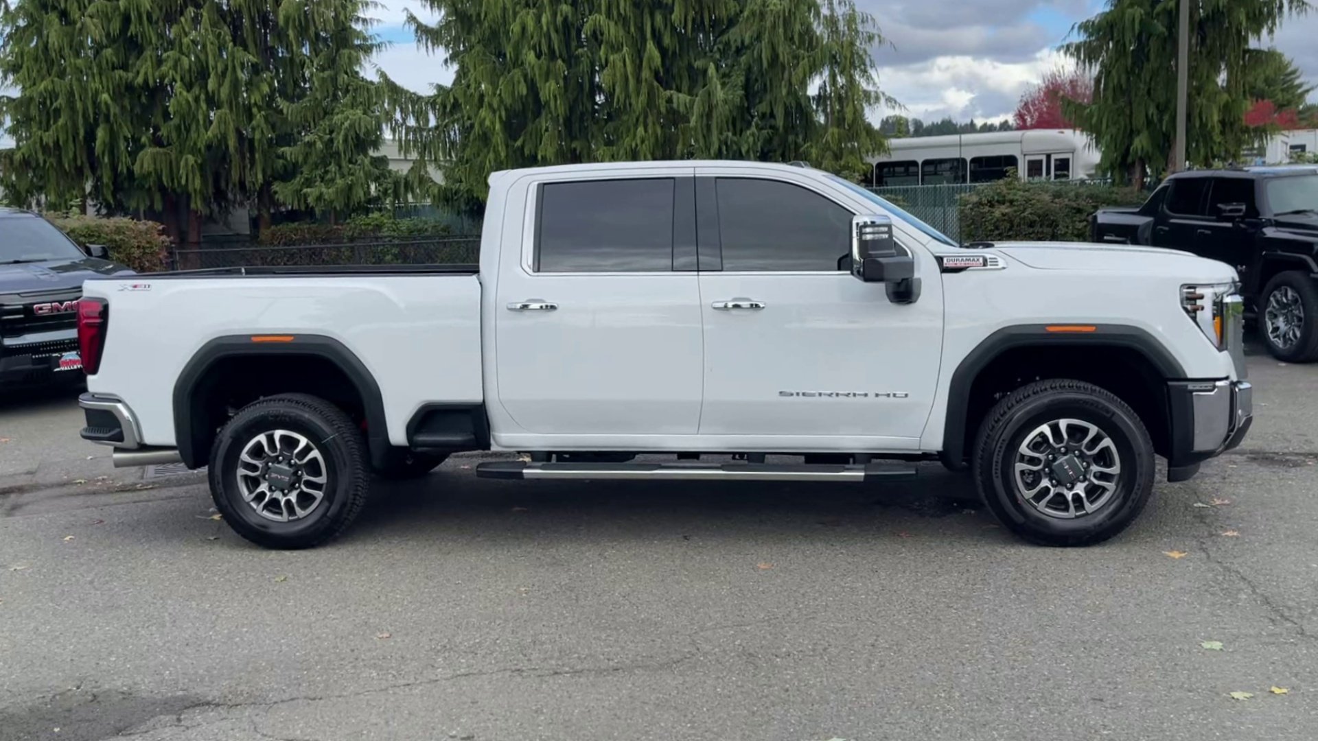 New 2026 GMC Sierra 3500 SLT w/ SLT Premium Package AWD/4WD image 78
