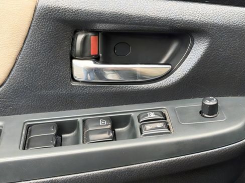 Used 2012 Subaru Impreza 2.0i Premium image 16