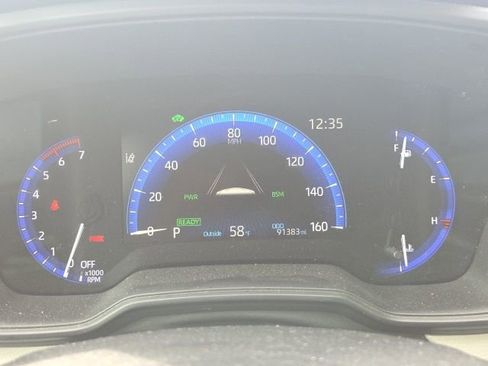 Used 2021 Toyota Corolla LE image 36