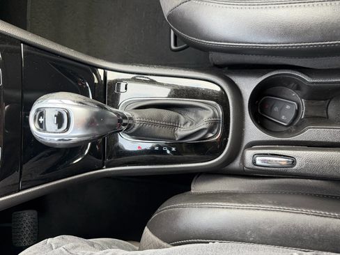 Used 2018 Buick Encore Preferred image 24