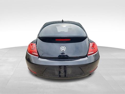 Used 2013 Volkswagen Beetle 2.0T FWD image 6