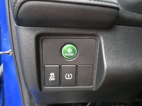 Used 2020 Honda HR-V Sport image 17
