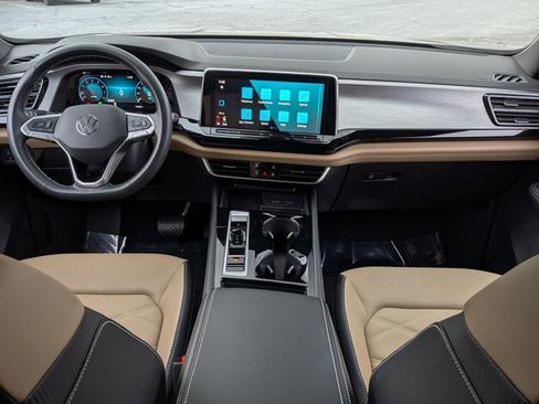 Used 2024 Volkswagen Atlas Cross Sport SE image 20