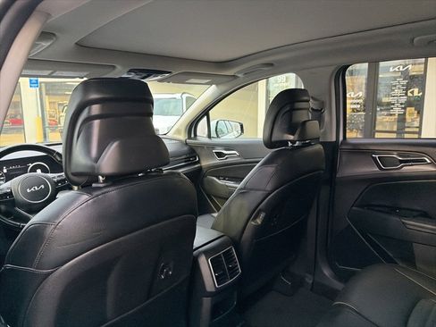 Certified 2023 Kia Sportage SX image 23