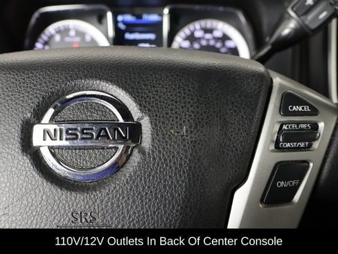 Used 2019 Nissan Titan SV w/ SV Convenience Package RWD image 10