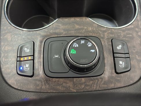 Used 2023 GMC Acadia Denali w/ Black Diamond Edition AWD/4WD image 34