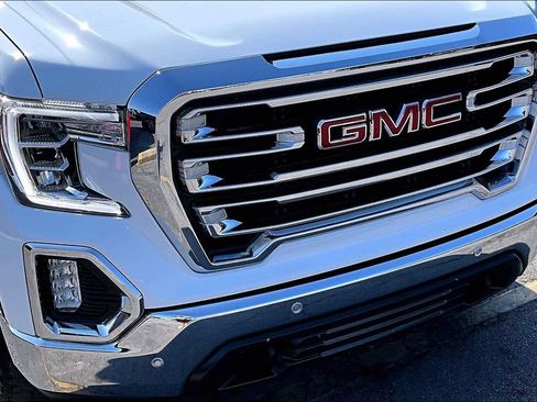 Used 2021 GMC Sierra 1500 SLT w/ SLT Convenience Package AWD/4WD image 33