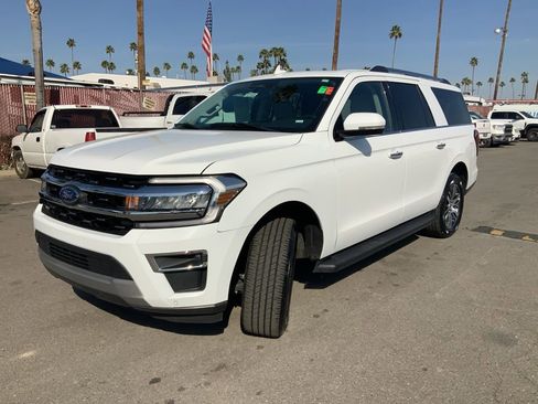 Used 2024 Ford Expedition Max Limited RWD image 3
