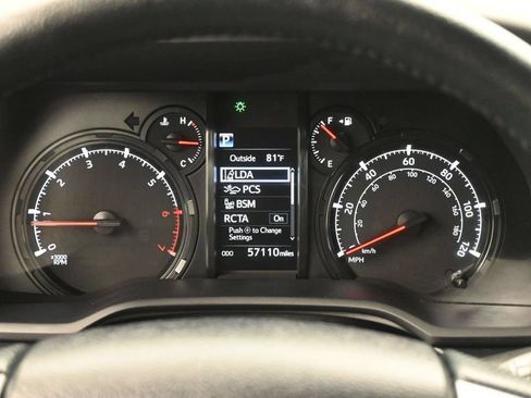 Used 2023 Toyota 4Runner SR5 Premium w/ Moonroof Package RWD image 8