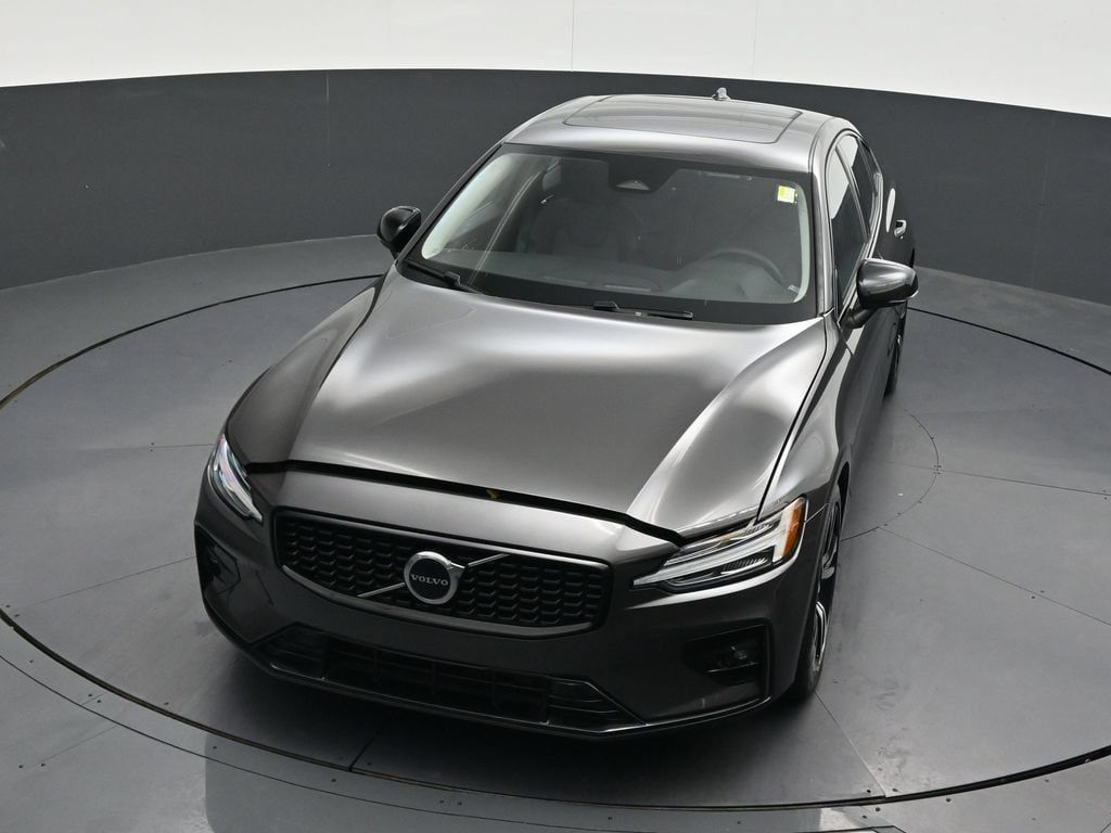 Certified 2024 Volvo S60 B5 Core FWD image 24