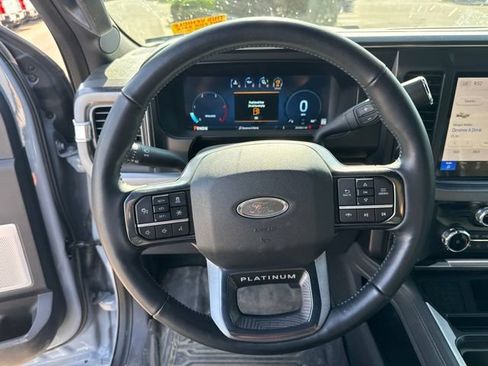 Used 2025 Ford F350 Platinum AWD/4WD image 16