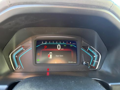 Used 2018 Honda Odyssey EX image 11