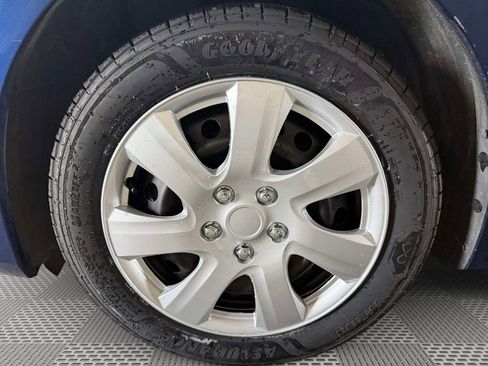Used 2016 Nissan Sentra SV FWD image 4