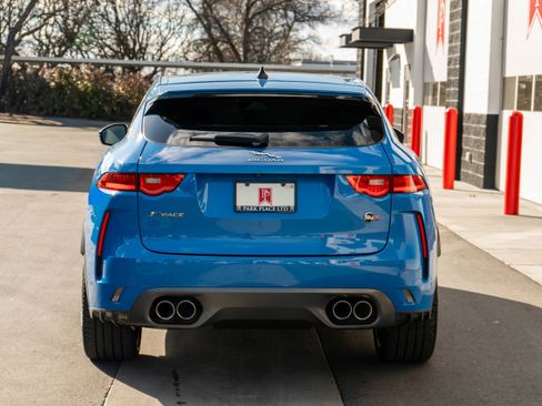 Used 2020 Jaguar F-PACE SVR image 35