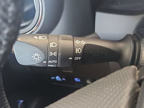 Used 2023 Toyota Tacoma TRD Sport AWD/4WD image 35