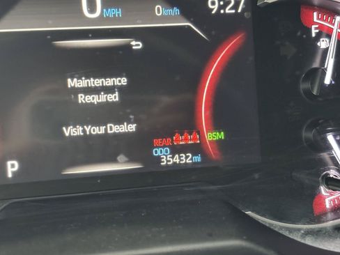 Used 2025 Toyota RAV4 XLE AWD/4WD image 20