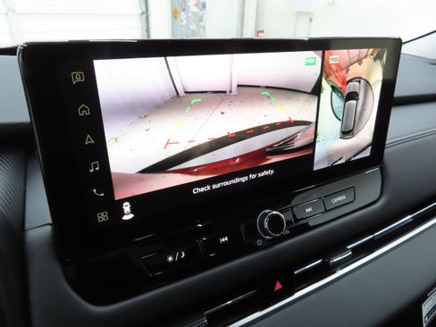 New 2026 Mitsubishi Outlander SEL image 17