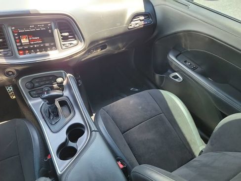Used 2022 Dodge Challenger R/T Scat Pack RWD image 13
