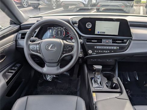 Certified 2024 Lexus ES 350 w/ Premium Package image 16