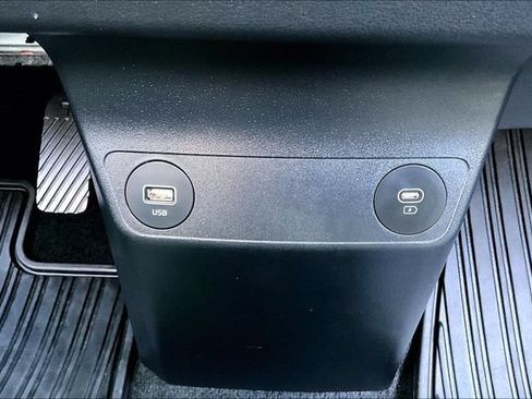 Used 2023 Kia EV6 Wind w/ Wind Technology Package RWD image 15