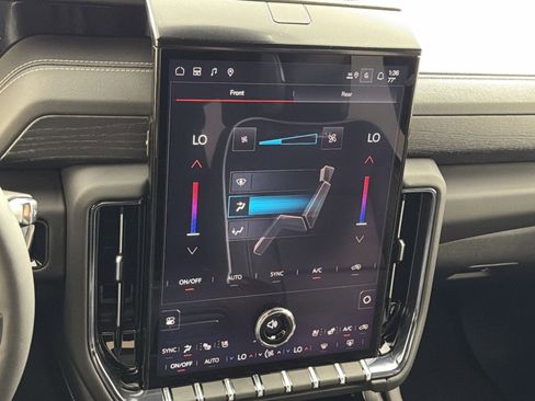 New 2026 GMC Yukon AT4 Ultimate AWD/4WD image 21