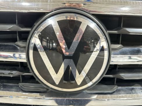 Used 2023 Volkswagen Atlas SE w/ Panoramic Sunroof Package image 28