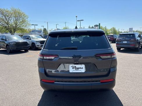 New 2026 Jeep Grand Cherokee L 4WD image 31