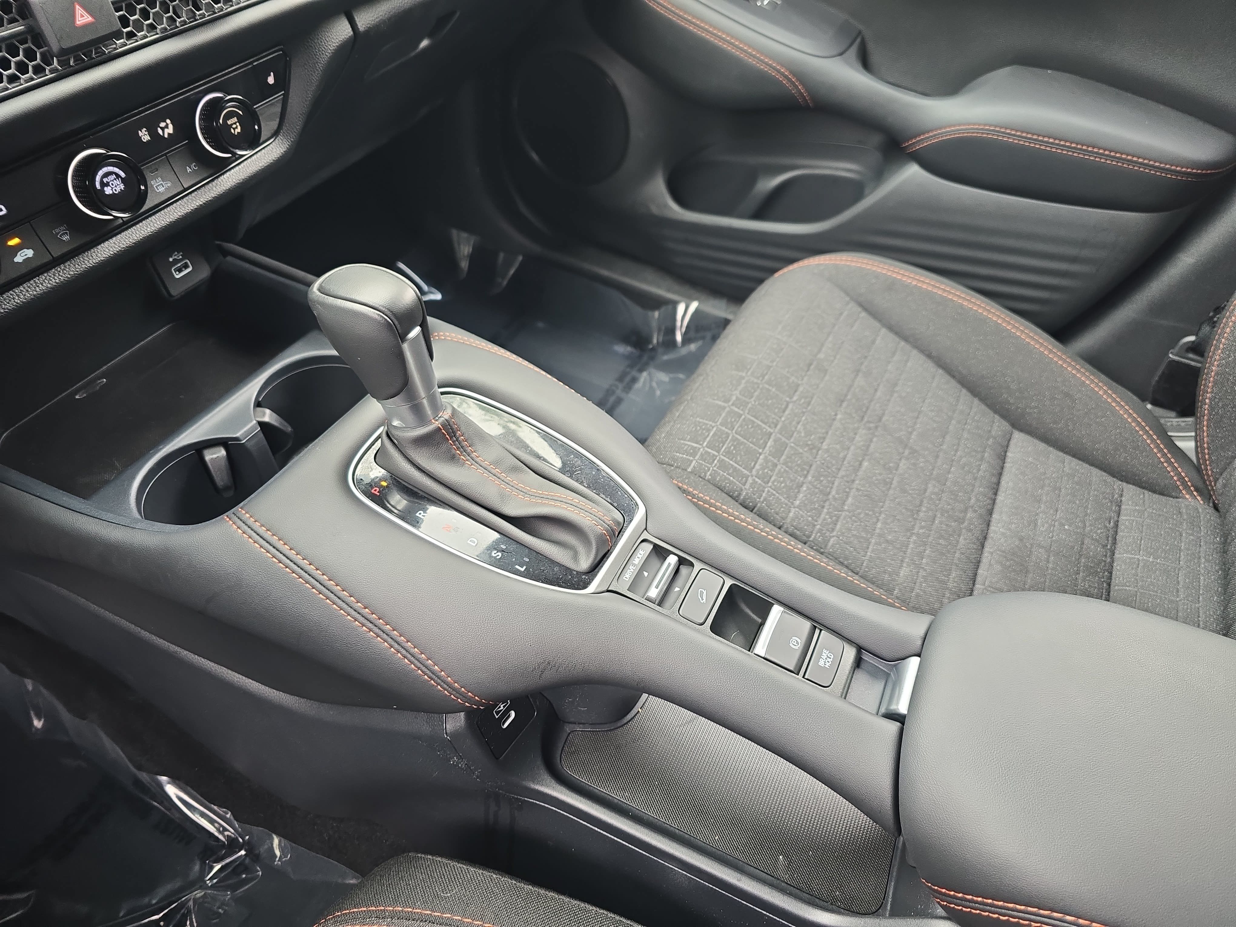 Certified 2025 Honda HR-V Sport image 24