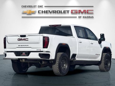 Used 2024 GMC Sierra 2500 AT4 w/ AT4 Premium Plus Package AWD/4WD image 3