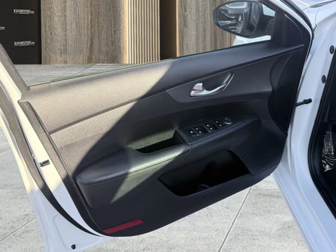 Used 2020 Kia Forte LXS image 51