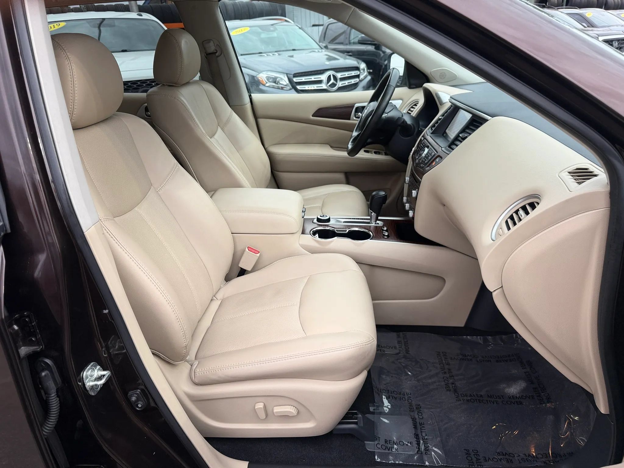 Used 2020 Nissan Pathfinder Platinum AWD/4WD image 24