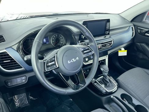 Certified 2023 Kia Seltos S image 27