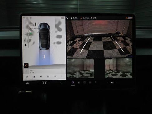 Used 2024 Tesla Model 3 Performance image 33