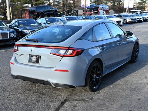 Used 2022 Honda Civic Sport image 8
