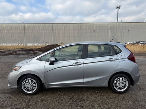 Used 2019 Honda Fit LX image 2
