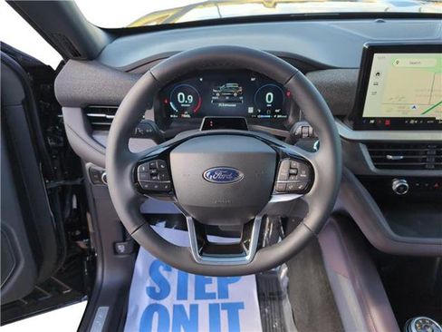 New 2026 Ford Explorer Platinum w/ LUX Leather Package image 12